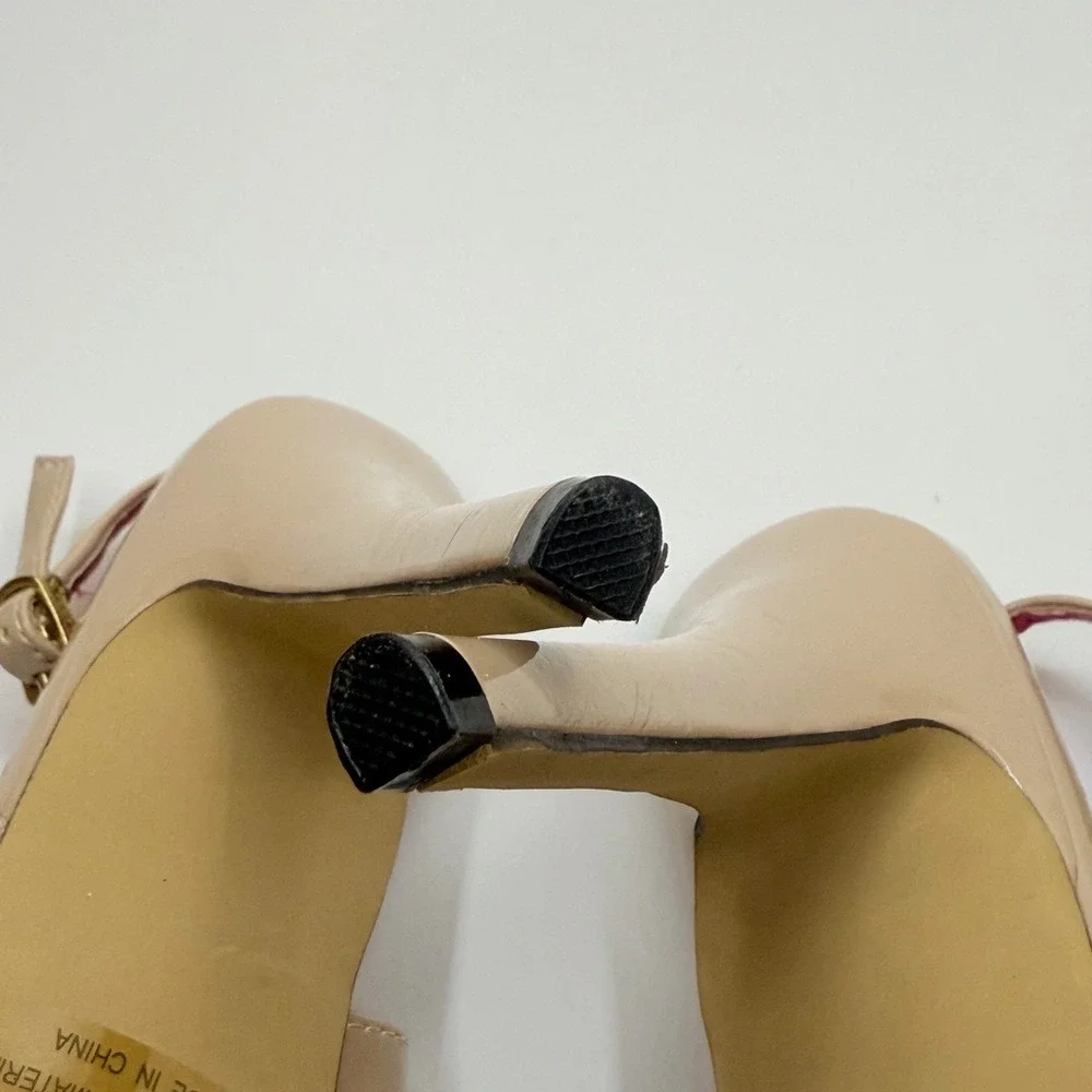 Johnathan Kayne beautiful platform